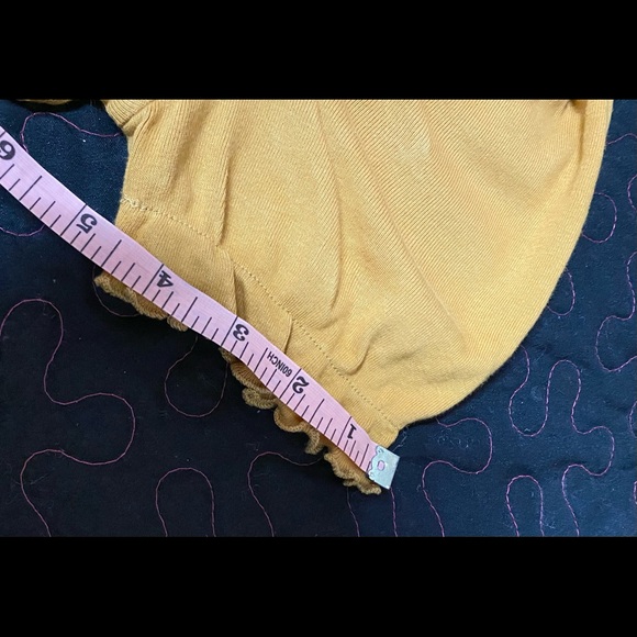 Charlotte Russe Crop Tops size M - Picture 4 of 8